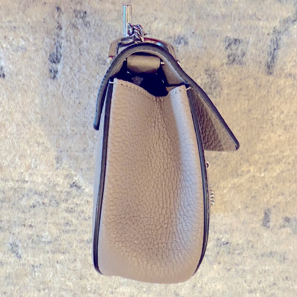 Chloe Grained Lambskin Drew Shoulder Gray Bag - Picture 8 of 10